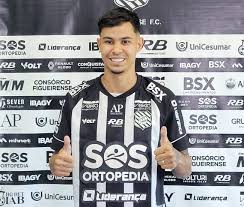 Figueirense terá retorno do lateral Arthur Henrique contra o Concórdia