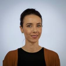 Rebecca Mulford's Instagram, Twitter & Facebook