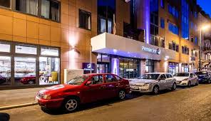 Места бат (англия) ресторан premier inn bath city centre. Frankfurt City Centre Hotel Germany Premier Inn