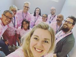 Leslie Hash's Instagram, Twitter & Facebook