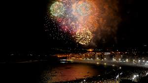 The night of san juan (la noche de san juan) is usually celebrated with music starting in the evening of the 23rd with bonfires and/or fireworks at midnight to see in the 24th. San Juan Die Flamme Des Lebens Blog Gran Canaria