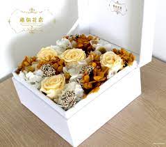 永生花也叫保鲜花 生态花 使用玫瑰 康乃馨 来自 修修和圈圈的图片分享 how to preserve flowers flower shop floral arrangements