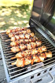 These kabobs can be pulled directly from the freezer and slapped on if weather spoils your big grilling plans, roast the kabobs on a baking sheet in a 400°f oven for 15 this tutorial shows you how to make chicken kabobs. Portuguese Style Wine And Garlic Marinated Chicken Kabobs Vinha D Alhos Photos Food