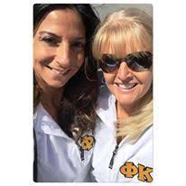 Francine Cronin's Instagram, Twitter & Facebook