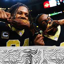 Thanksgiving football features three division winners from the past season and two contests with divisional implications. Nfl Thanksgiving Day 2018 9 Winners 7 Losers From Turkey Day Football Sbnation Com