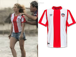 ˈʝunjoɾ), commonly known as junior de barranquilla, by its old name atlético junior, or simply as junior, is a colombian professional football team based in barranquilla. Fc Barcelona Wags Style Shakirafashion Shakira Wore Umbro Junior Fc