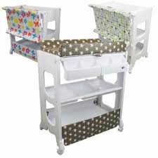 table a langer avec baignoire et rangements marron table a langer baignoire table a langer et baignoire