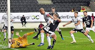 Kristoffer zachariassen, 27, z kraju norwegia rosenborg bk, od 2019 środkowy pomocnik wartość rynkowa: Rbkweb Artikkel