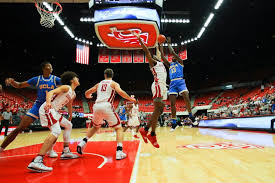 The ucla bruins official athletic site, partner of cstv networks, inc. Men S Basketball Hopes To Get Back On Track Against Bruins The Daily Evergreen