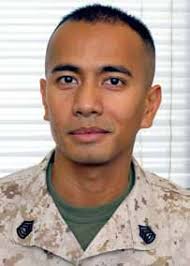 Recruits use teamwork to navigate obstacles