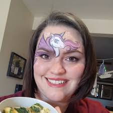 Amber Thurber's Instagram, Twitter & Facebook