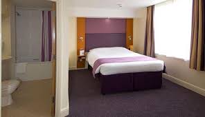 Premier inn london kensington earls court is 2.9 mi away from london. Premier Inn London Kensington Olympia Kensington Dnata Travel