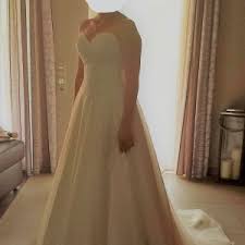 Gebrauchte brautkleider wie neu im outlet in großer auswahl von bekannten designern und marken kaufen. Brautkleid Agnes Gr 42 Brautkleid Verkaufen