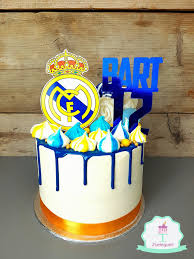 Just in time for the premiere of the new movie beauty and the beast this week, here is a party we styled a few months back inspired by one of my favorite disney movies. Real Madrid Drip Cake Real Madrid Cake Drip Cakes Soccer Cake