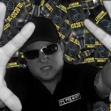 Stream Insane E music