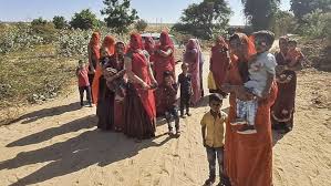 भाटी साहब के विश्व प्रसिद्ध बहनोई अस्थाई रूप से आगामी आदेश तक दशहरे के दिन दहाड़े कारागार प्रेषित बिजली मिस्त्री वीरेंद्र यादव  प्रभावित बस्तर के गांव 40 साल में पहली बार मतदान करेंगे