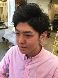 メンズカットハチがはってボリュームが出やすい方髪の毛の扱い方が
