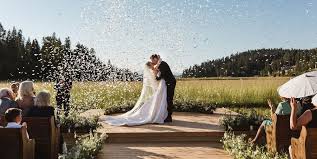 From the concrete jungle that surrounds the iconic sydney harbor, to the bucolic spots away from the beaten track, new south wales is full of amazing scenery to suit every we've collated 9 breathtaking locations from all across the state that would make perfect backdrops for your wedding photos. 23 Top Destination Wedding Locations Where To Have A Destination Wedding