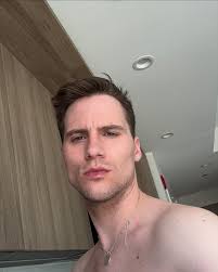 Dominic Parrish (@aka.dane.esser) • Instagram photos and videos