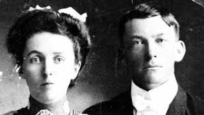 When Howard Hughes landed in Effingham