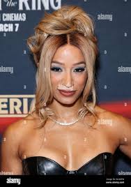 Female wrestling hi-res stock photography and images