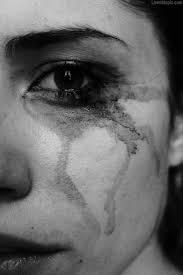 De Dood Van Cassie Deed Haar Heel Veel Verdriet Maar Lia Zei Het Tegen Niemand Onkende Het Door Te Zeggen D Dark Photography Black And White White Photography