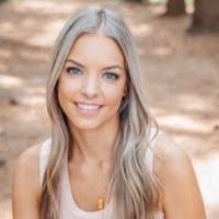 Jennifer Beres's Instagram, Twitter & Facebook