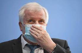 Seehofer served as the federal minister for health and social security from 1992 to 1998 and as the federal minister of food, agriculture and. 3oocvhbb Ttuom