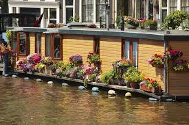 Auf rooming finden sie eine große auswahl an einfaches und sicheres mieten in amsterdam. Hausboot Urlaub Unterkunfte Auf Dem Wasser Urlaubsguru