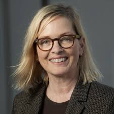 Na 12,5 jaar heb ik afscheid genomen van het Nationaal Comité 4 en 5 mei.  Toch spannend om iets achter te laten waar je een lange tijd je hele ziel  en zaligheid