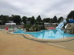 De meeste informatie en de animatie is gericht op fransen. Camping Longchamp Picture Of Camping Capfun Longchamp Saint Lunaire Tripadvisor