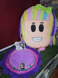 Pinata roblox pinatas y decoracion fiesta cumpleanos fiestas. Pinata De Roblox Tienda Stitch Cotillon Personalizado Facebook
