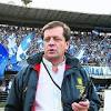 Recuerda que le entregó una camiseta de millonarios para su bendición. 1