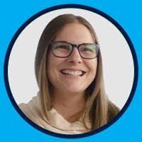 Maggie Meredith's Instagram, Twitter & Facebook