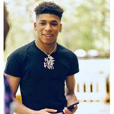 Lockscreens can be made to fit any type of phone. 55 Nle Choppa Ideas Cute Rappers Bad Kids Cute Black Guys