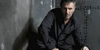 Μαζί με τον καλό της φίλο, νίκο παπαδάκη. Sta 16 Pe8ane O Sergianopoylos Apla Ton 8apsame Sta 45 Dhlwnei O Senariografos Toy Dyo 3enoi Zwh Iefimerida Gr