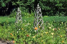 Labākās izmitināšanas iespējas mūsu tiešsaistes ceļojumu direktorijā. Garten Von Marihn