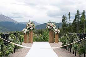 8 Breckenridge Wedding Venues For Rustic Colorado Couples Breckenridge Resort Breckenridge Wedding Venue Breckenridge Wedding