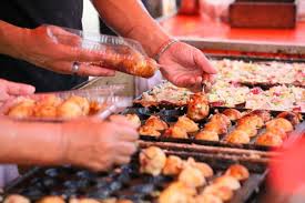 Ikayaki literally means grilled you can bake fresh raw squid, but by comparison the squid for ikayaki becomes more delicious. Explore Japanese Night Markets Takoyaki Grilled Squid Candy Apples And More Discover Oishii Japan Savor Japan Japanese Restaurant Guide