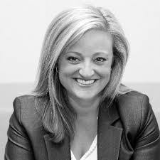 Amber Wendling's Instagram, Twitter & Facebook