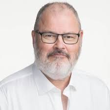 QX listar öppna regnbågspersoner i valet som du kan kryssa in!