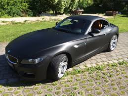 A roadster that could not be any better: Bmw Z4 Schwarz Matt Verklebeprofi Jurgen Eidt Aus Lichtenstein Bei Reutlingen