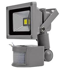 Die osram noxlite smart updown verfügt über einen einstellbaren bewegungsmelder mit dämmerungssensor. Led Flutlichtstrahler Top 3 Vergleich 2021 Ledtest