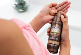 If you have fine hair on your legs or arms, there's no need to remove it before tanning unless you want to. How To Apply Self Tanner Jergens