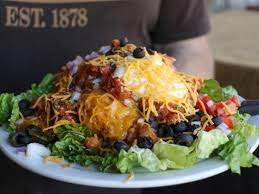Effectuez des recherches dans l'index de livres complets le plus fourni au monde. Cheyenne Crossing Restaurants Food Network Food Network