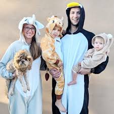 Create this villainous batman penguin costume for your best homemade costume this year! Easy Family Group Halloween Costume Ideas The Diy Lighthouse