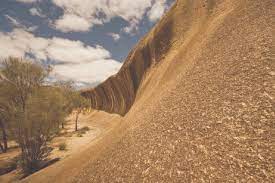 Tersedia dalam satuan per m3, per engkel dan per truk di tahun 2020. Wave Rock Ini Batu Ombak Tertinggi Di Australia Barat