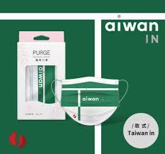 昨天（31日）晚間李洋與王齊麟「麟洋配」拿下金牌，第二局賽末點李洋最後一球的反拍回擊被中國挑戰界外，結果出爐判定為界內奪金，東京奧運挑戰時的動畫被網友截圖改造成梗圖，甚至直接製作成 t 恤販售，稱之為「辱華 t 恤」。 Py7ngo3fgqcvtm