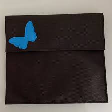 Majyvan On Instagram Debido A Su Belleza La Mariposa Azul Tiene Un Significado Muy Especial Para El Que Tiene La Suerte De Ver Una De Cerca El Co Wallet