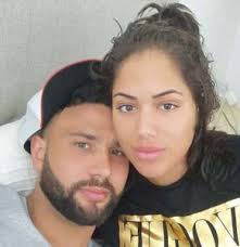 Genesis Research Trust » Love Island star Malin Andersson shares emotional  goodbye with four week old daughter